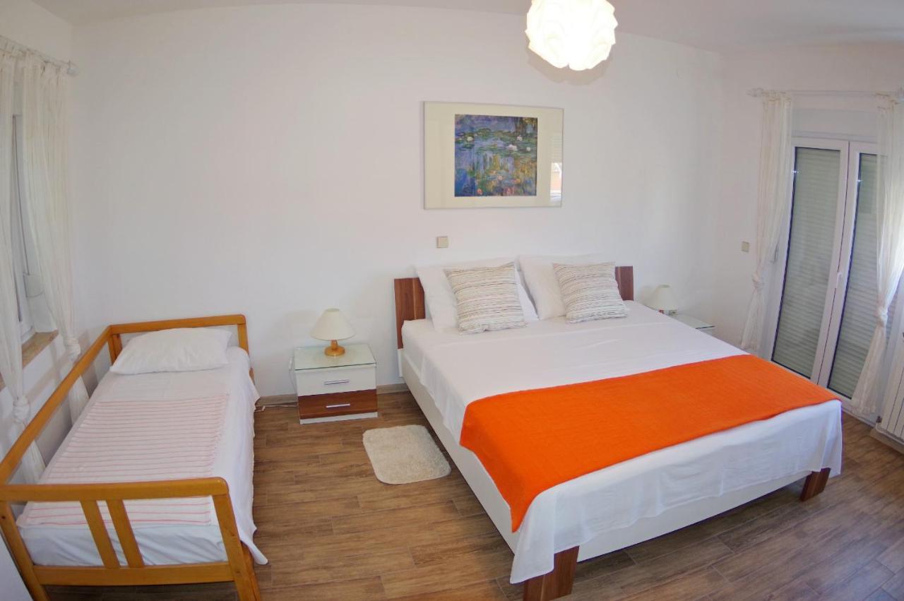 Apartment Mia Vinkuran Bagian luar foto